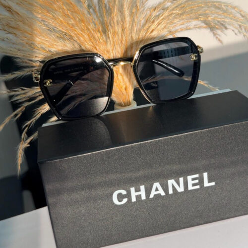 Chanel CH5521 square sunglasses in black acetate with grey gradient lenses